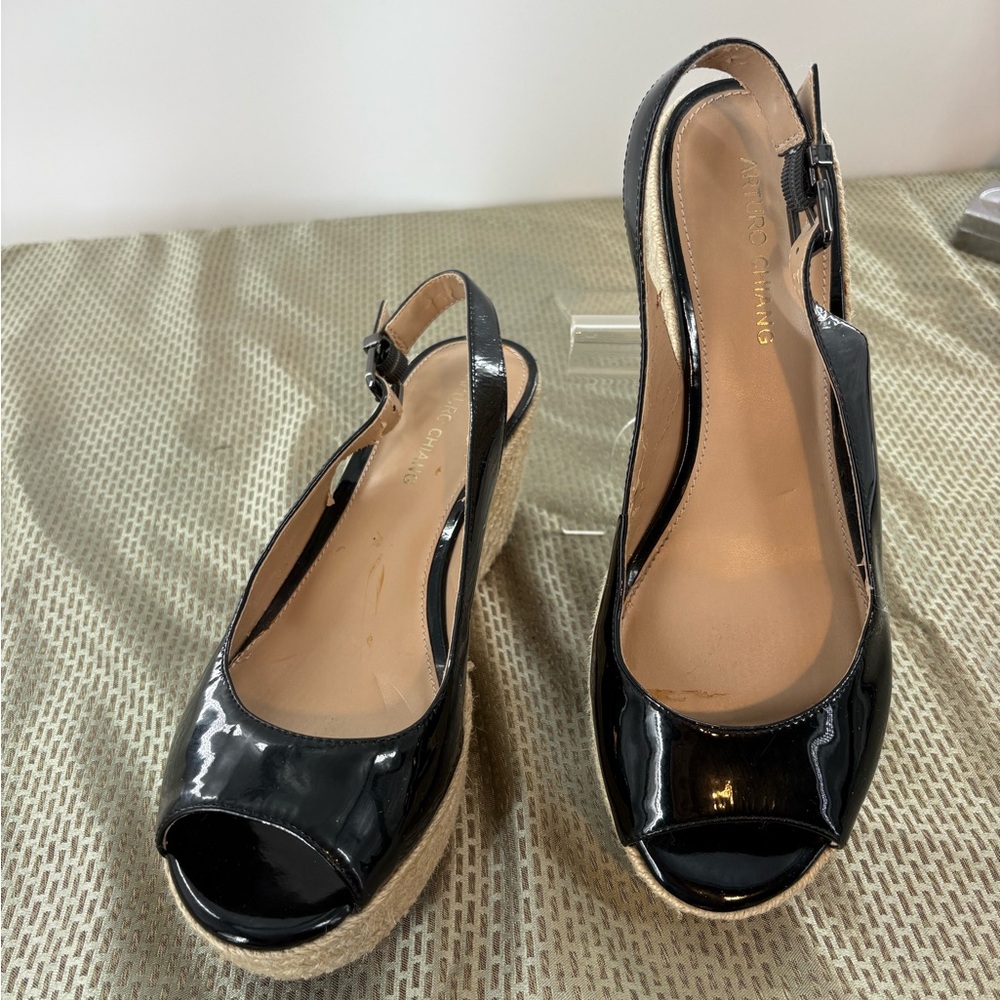 Arturo Chiang Black Patent Leather Peep-Toe Espadrille Wedge Size 9 1/2 B